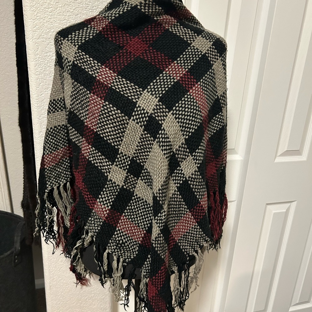 Plaid Fringe Shawl - Black, Red, and Cream